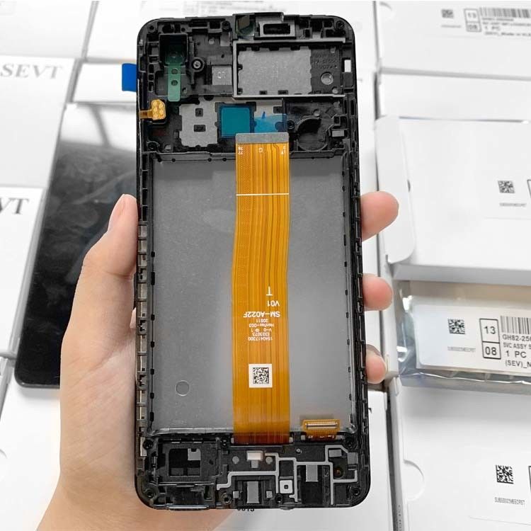 علبة الخدمة المهنية عالية الجودة الأصلية لجهاز LCD A022 Core الهاتف المحمول لجهاز LCD المحمول شاشة لجهاز  A01 Core