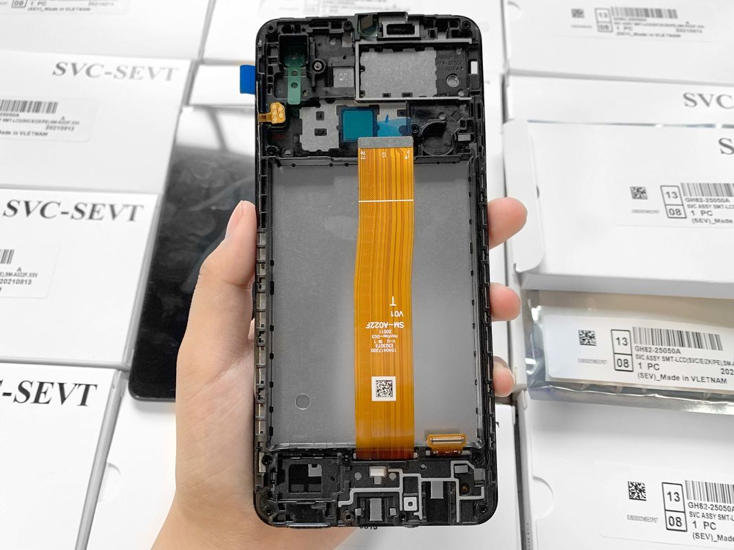 علبة الخدمة المهنية عالية الجودة الأصلية لجهاز LCD A022 Core الهاتف المحمول لجهاز LCD المحمول شاشة لجهاز  A01 Core